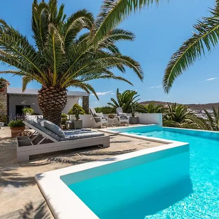 The White House By Fantasia Villas *